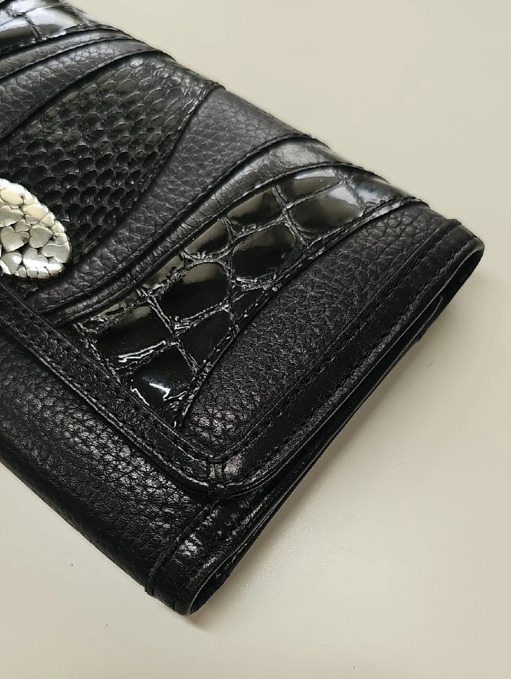 Brighton Leather Trifold Checkbook Wallet, Textured Black Silver Hearts